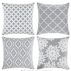 Set of (4) NEW Hypoallergenic Throw Pillows